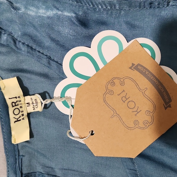 NEW Kori Cold Shoulder Tunic - Picture 11 of 12